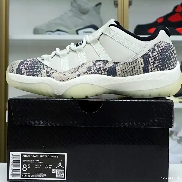 Kimikick BONE SNAKESKIN 11 LIGHT AIR JORDAN LOW 0731